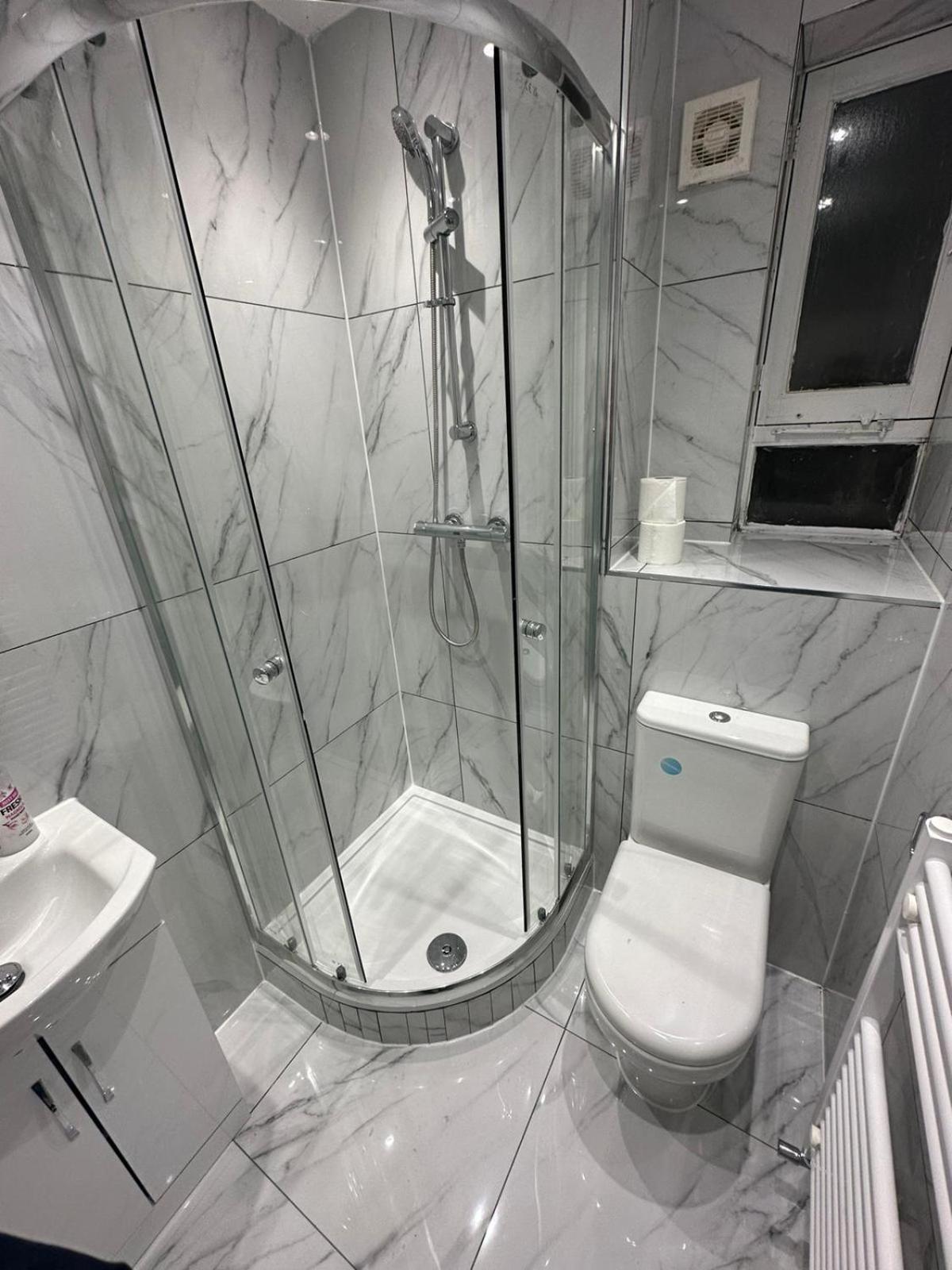 3 Bedroom King Cross Station City Centre London Exterior foto